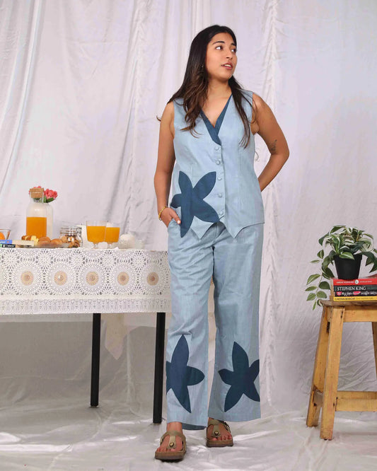 Flower Vibe Patch Blue Sleeveless Comfortable Co Ord Set - wearendlessbloom